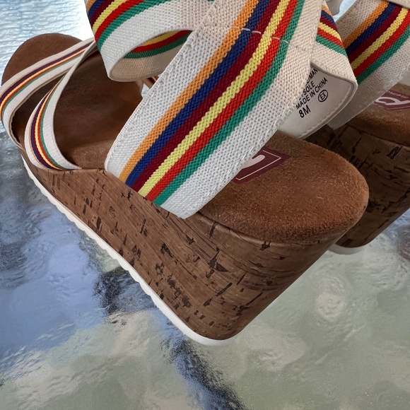 EDL Women's Pop Memory Foam Colorful Platform Sandals - Picture 2 of 10